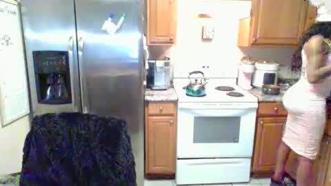 Snapshot of iman_love chatting on January 2025 11:36:02 PM iman_love online show from January 2025 11:36:02 PM