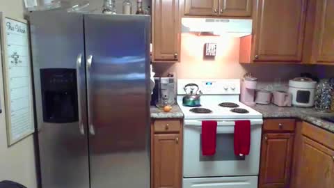 Snapshot of iman_love chatting on February 2025 12:10:01 AM iman_love online show from February 2025 12:10:01 AM