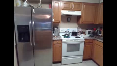 Snapshot of iman_love chatting on February 2025 08:44:02 PM iman_love online show from February 2025 08:44:02 PM