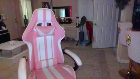 Snapshot of iman_love chatting on October 2025 06:50:02 PM iman_love online show from October 2025 06:50:02 PM