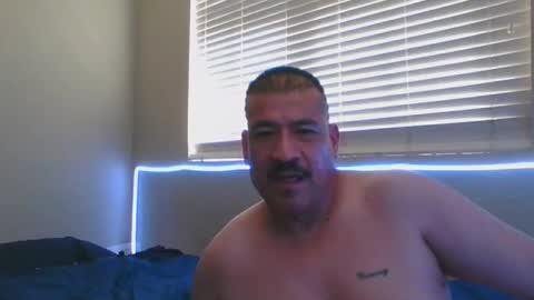 Snapshot of imbackmandosuknw chatting on December 2024 05:22:01 PM imbackmandosuknw online show from December 2024 05:22:01 PM