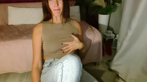 Carrie online show from October 2025 03:43:01 PM