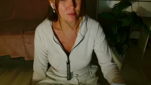 Snapshot of imcarrieberry chatting on April 2026 03:13:01 PM Carrie online show from April 2026 03:13:01 PM