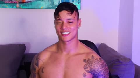 imconor online show from November 2025 09:26:02 PM