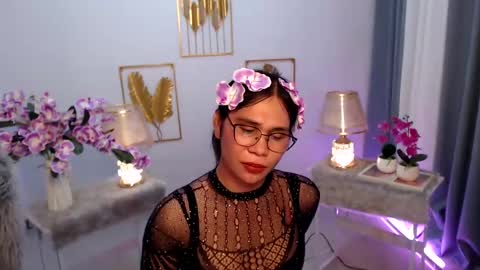 Ashley online show from December 2024 03:25:02 AM