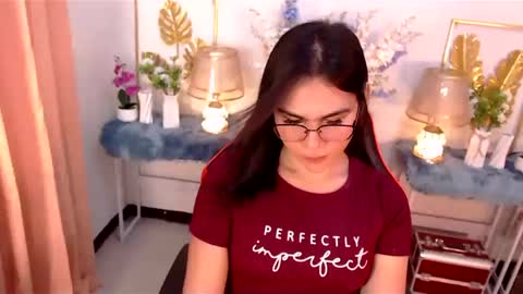 Ashley online show from February 2025 07:41:02 PM