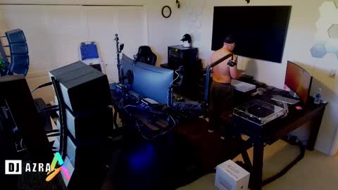 DJ Azra online show from February 2025 08:42:01 PM