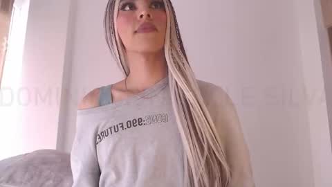 Snapshot of imdominique chatting on October 2025 02:04:01 PM online show from October 2025 02:04:01 PM