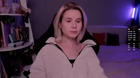 Mia online show from February 2026 09:27:01 AM