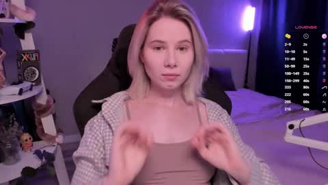 Snapshot of imnotmia chatting on March 2026 10:55:01 AM Mia online show from March 2026 10:55:01 AM