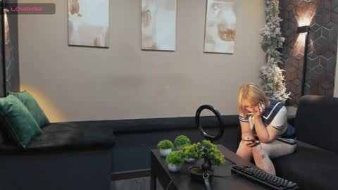 Snapshot of imnysha chatting on March 2026 09:53:01 PM ImNysha online show from March 2026 09:53:01 PM