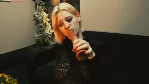 Snapshot of imnysha chatting on April 2026 10:37:02 PM ImNysha online show from April 2026 10:37:02 PM