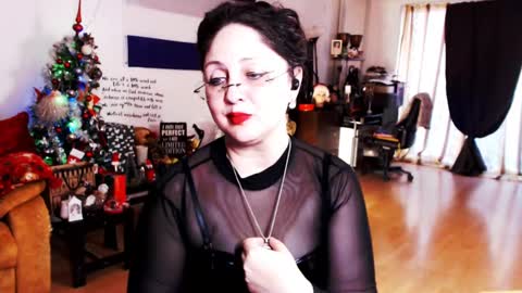 Empress online show from January 2025 02:03:01 PM