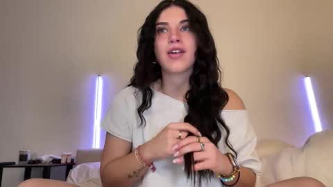 Snapshot of imrubyy chatting on April 2026 05:28:01 PM RUBYY 3 online show from April 2026 05:28:01 PM