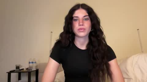 Snapshot of imrubyy chatting on April 2026 05:54:01 PM RUBYY 3 online show from April 2026 05:54:01 PM