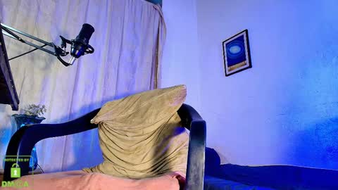 Daniel   thumb up me please its important Im new INDEPENDENT MODEL online show from September 2025 02:37:01 AM