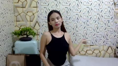 Snapshot of imyourgirl_vanessa26 chatting on July 2026 08:05:01 AM Im sad because im lonely wish help me here online show from July 2026 08:05:01 AM