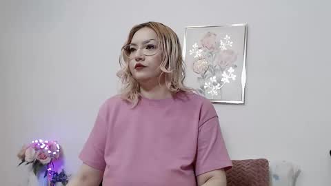 Ina online show from November 2025 03:40:02 AM