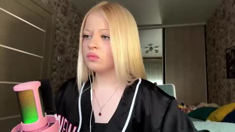 Snapshot of inamillsap chatting on March 2026 09:13:01 AM Lola online show from March 2026 09:13:01 AM