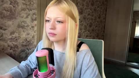 Snapshot of inamillsap chatting on March 2026 12:08:01 PM Lola online show from March 2026 12:08:01 PM