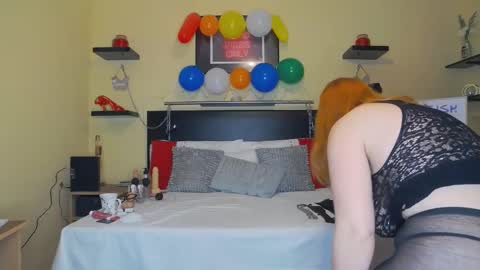 inannalove online show from February 2025 08:18:01 PM