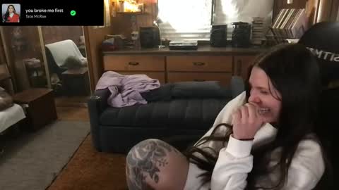 Snapshot of incognitoqueen chatting on March 2026 02:50:02 AM Carter online show from March 2026 02:50:02 AM