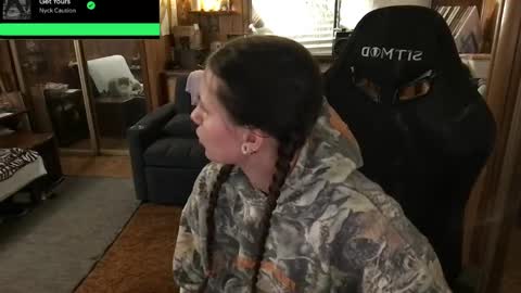 Snapshot of incognitoqueen chatting on April 2026 06:13:01 AM Carter online show from April 2026 06:13:01 AM