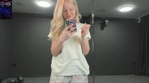 Masha online show from May 2026 07:52:02 PM