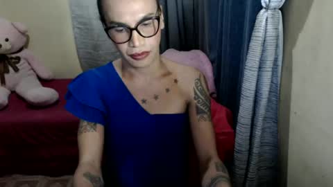 Snapshot of indaypakay_ts chatting on June 2026 05:12:02 AM Pakay online show from June 2026 05:12:02 AM
