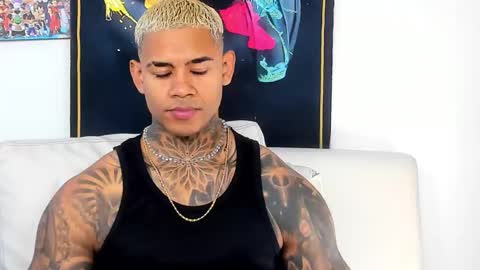 Jacobo online show from November 2025 07:04:02 PM