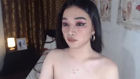 indestructabletrixie online show from March 2025 09:04:01 PM