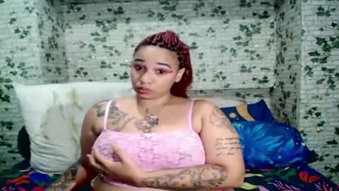 Snapshot of indian_candyxx chatting on April 2026 02:05:01 AM Candy cat online show from April 2026 02:05:01 AM