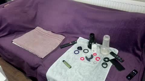 Snapshot of indian_exhibitionist chatting on October 2025 08:51:01 PM indian_exhibitionist online show from October 2025 08:51:01 PM