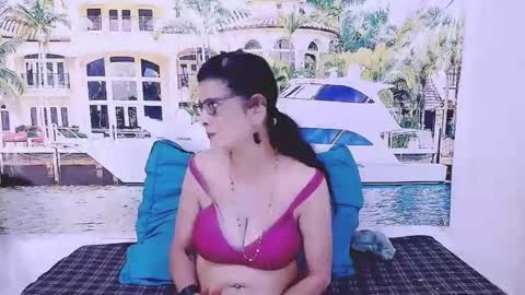 Femiez online show from February 2025 05:29:02 AM