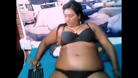 Snapshot of indiancherry4u2luv chatting on March 2025 01:01:02 AM indiancherry4u2luv online show from March 2025 01:01:02 AM