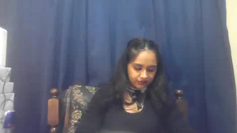 indiancutiexo online show from November 2025 05:18:01 PM