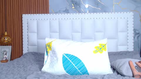 LITTLE AINHOA  online show from January 2025 08:17:01 PM