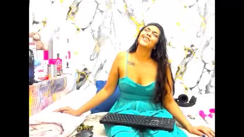 Snapshot of indiandesire4u69 chatting on April 2026 11:27:02 AM Lia online show from April 2026 11:27:02 AM
