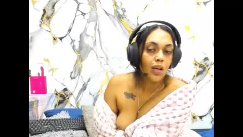 Snapshot of indiandesire4u69 chatting on June 2026 05:48:01 PM Lia online show from June 2026 05:48:01 PM