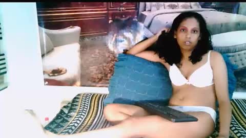 Jade online show from January 2025 11:45:02 AM