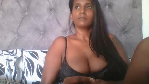 priya online show from February 2025 05:37:01 AM