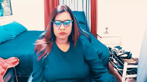 Snapshot of indianlust69 chatting on March 2026 12:04:01 AM Amy online show from March 2026 12:04:01 AM
