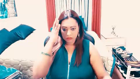 Snapshot of indianlust69 chatting on April 2026 01:25:01 AM Amy online show from April 2026 01:25:01 AM