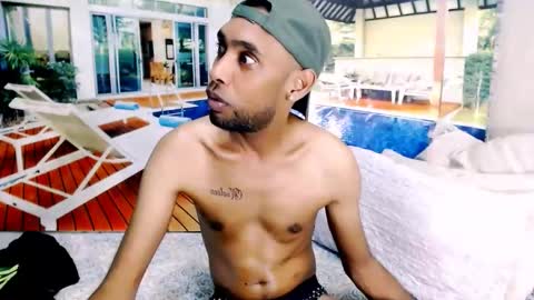 indianmagicmike69 online show from November 2025 05:16:01 PM