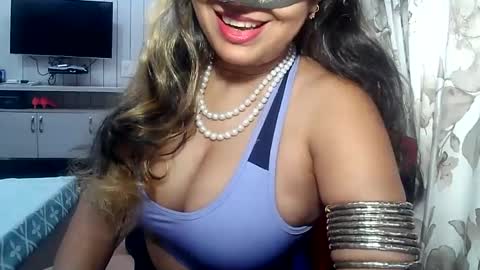 Radha online show from January 2025 06:36:02 PM