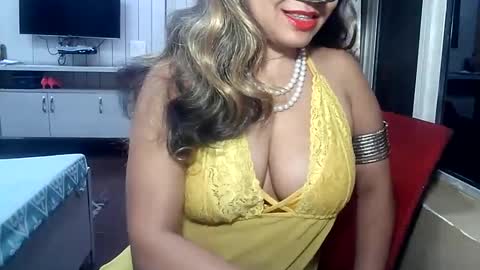 Radha online show from February 2025 05:33:01 PM