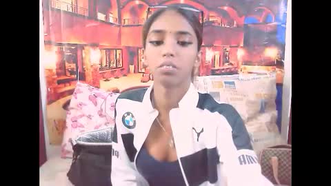 indiansexyslender4u2luv online show from January 2025 06:06:02 AM