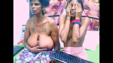 indiansexyslender4u2luv online show from January 2025 12:47:02 PM
