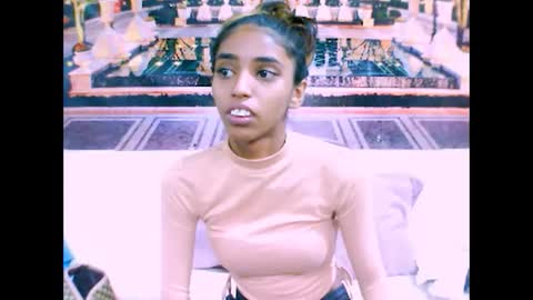 indiansexyslender4u2luv online show from February 2025 06:20:01 AM