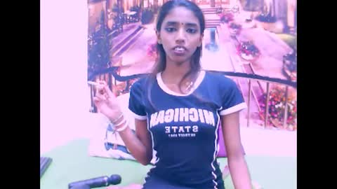 indiansexyslender4u2luv online show from February 2025 01:08:02 PM